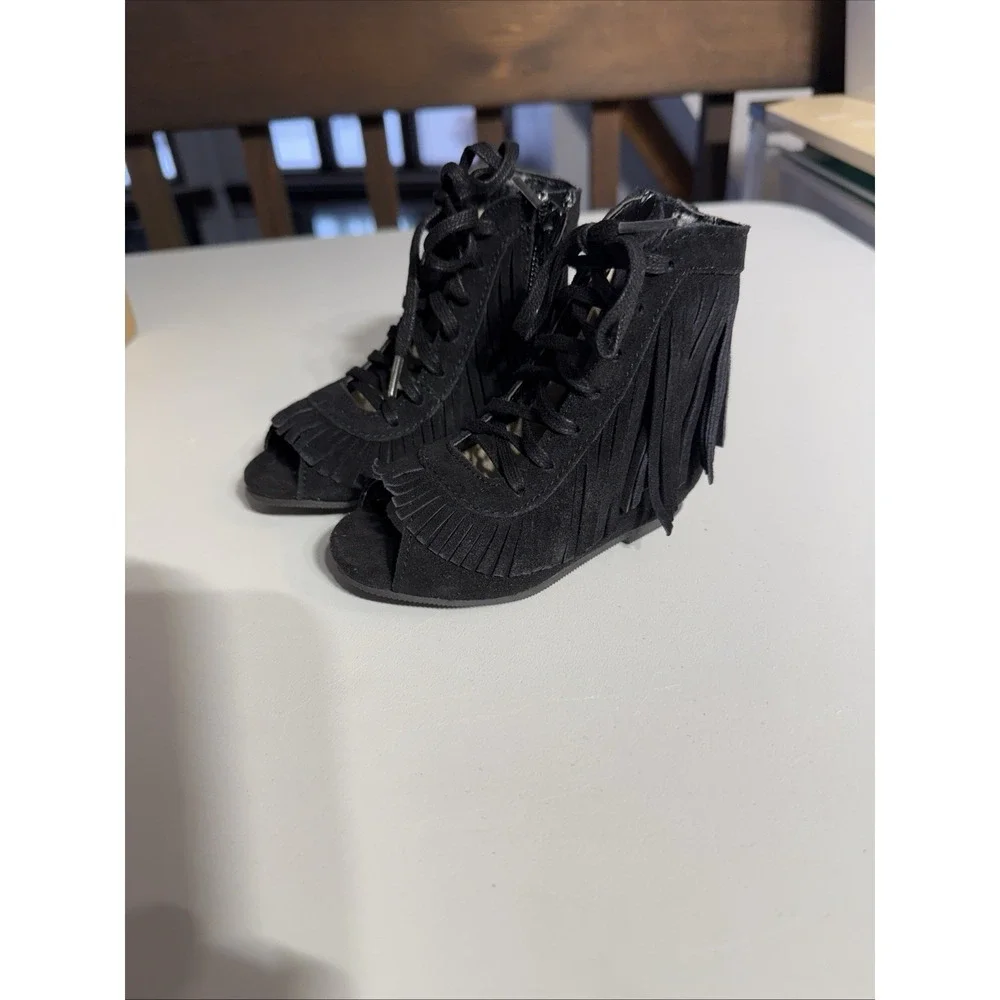JOYFOLIE TODDLER SIZE 4 Black‎ Suede Fringe Boots SIDE ZIPPER PEEP TOE